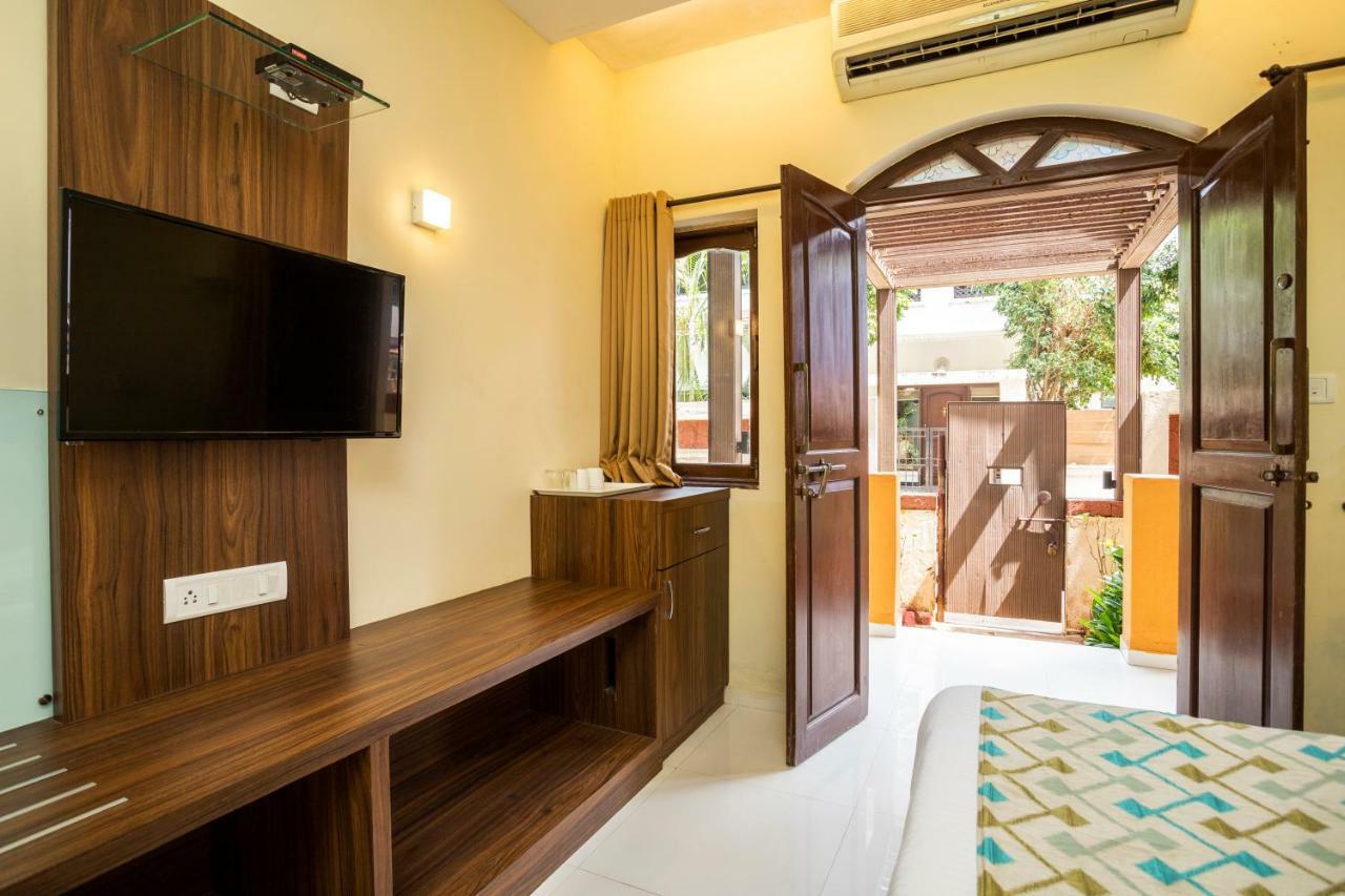 Hotel Coco Goa Arpora Exterior foto